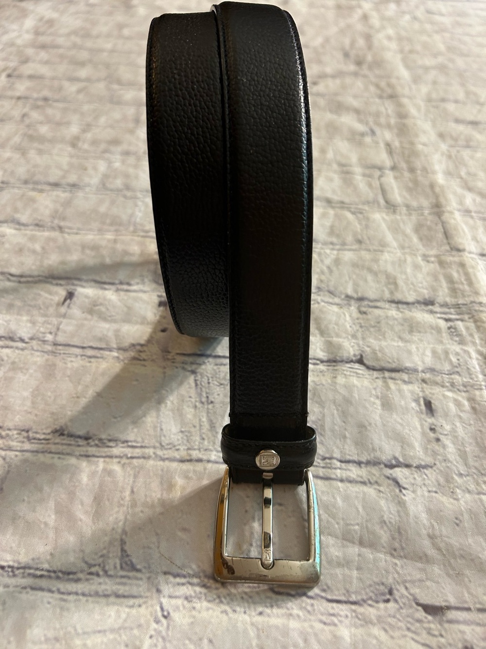BRUNO MAGLI MADE IN ITALY BLACK TEXTURED SOLID BRASS BUCKLE SILVER TONE BELT 32
